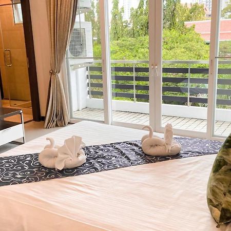 Hidden Palm Pool Villas Патая Екстериор снимка