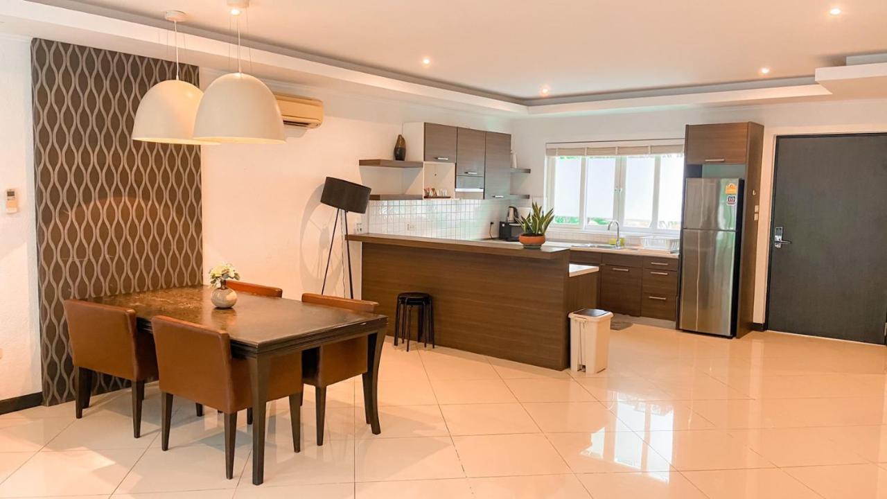 Hidden Palm Pool Villas Патая Екстериор снимка
