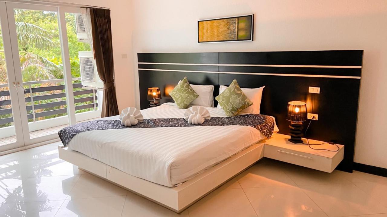 Hidden Palm Pool Villas Патая Екстериор снимка