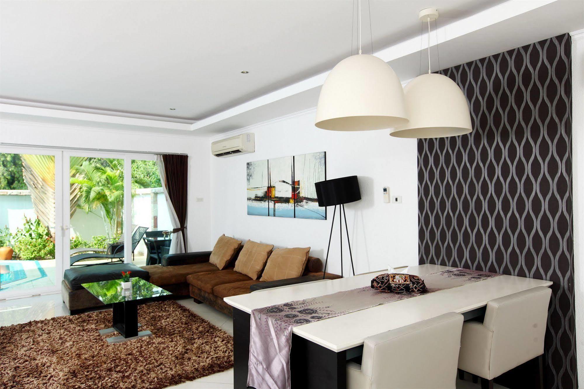 Hidden Palm Pool Villas Патая Екстериор снимка