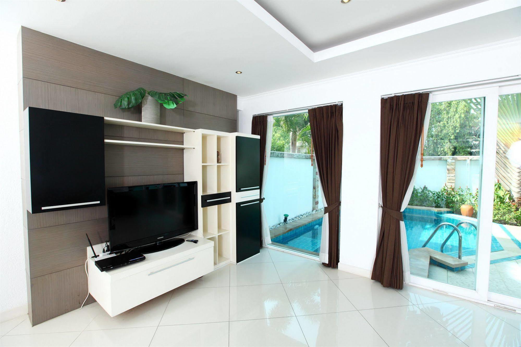 Hidden Palm Pool Villas Патая Екстериор снимка