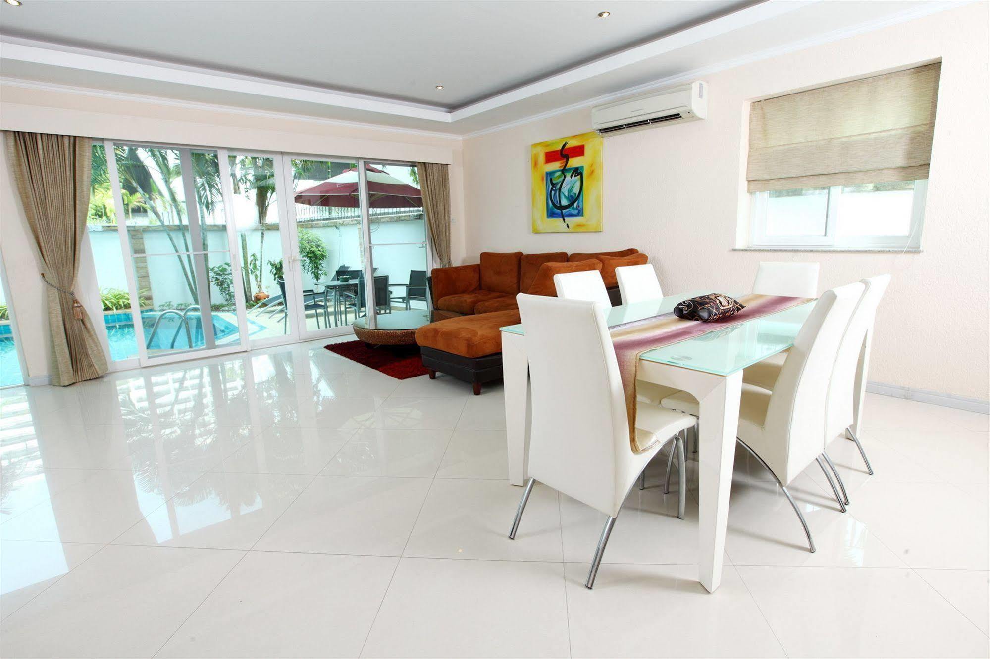 Hidden Palm Pool Villas Патая Екстериор снимка